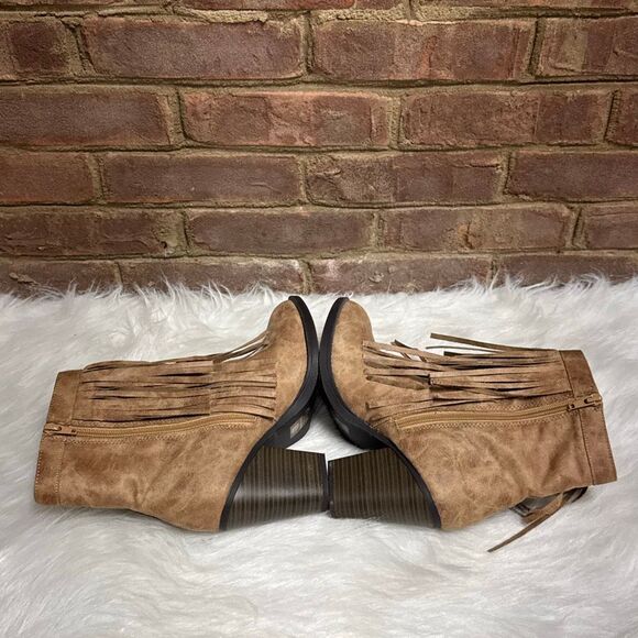 Soda Women’s Tan Fringe Bootie Size 8.5 - Picture 5 of 9